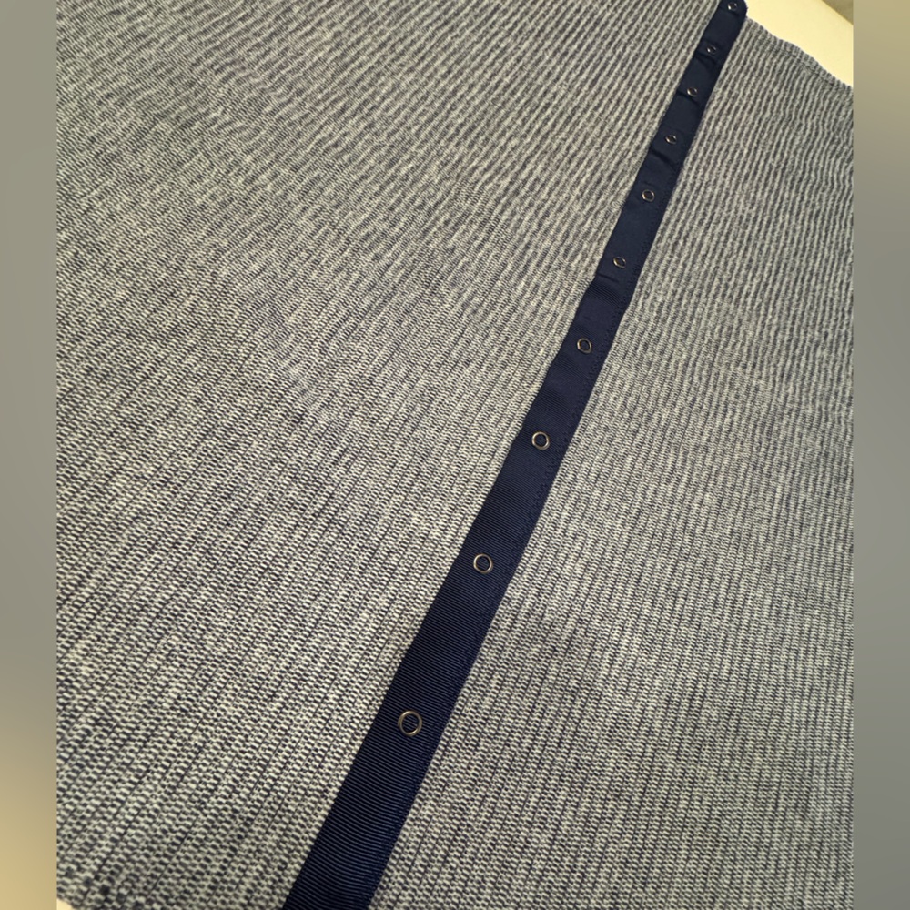 Lululemon Vinyasa Scarf - Picture 8 of 9